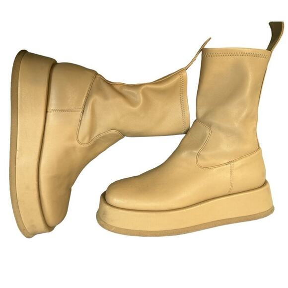 Gia Borghini Shoes - GIA Borghini / RHW Boots 6 Faux-Leather Platform Chelsea